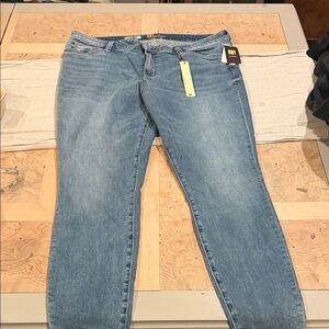 Kut from the Kloth Light Blue Skinny Jeans